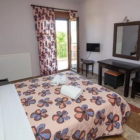 μενελαΐς - Menelais *