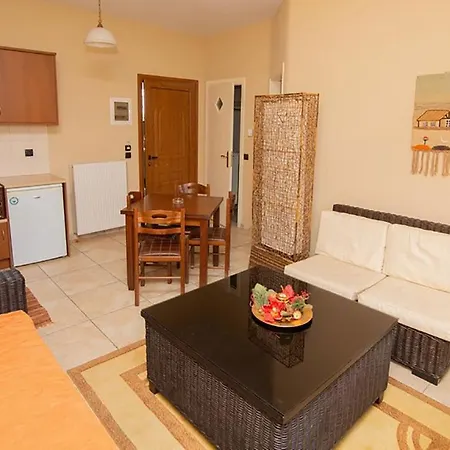 μενελαΐς - Menelais *