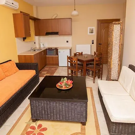 μενελαΐς - Menelais * Thrapsímion