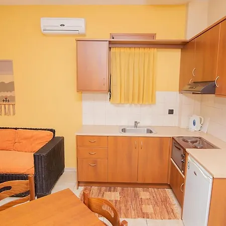 μενελαΐς - Menelais *