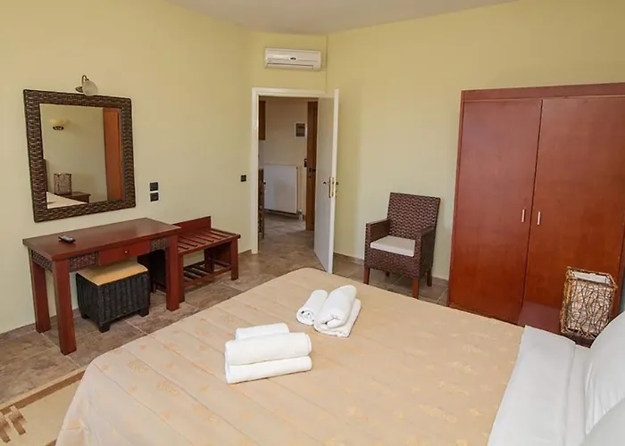 μενελαΐς - Menelais Thrapsímion